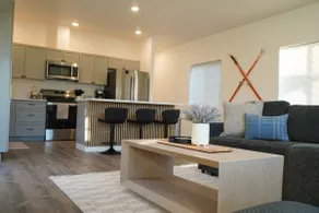 Cozy cottage with fire pit and hot tub! - Image 3