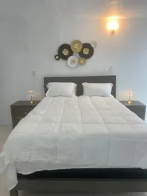 La Esquina AirBnB #5- New & Great Location - Image 5