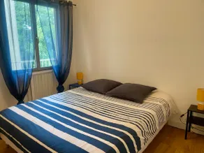 Bright accommodation close to the beach, parking and wifi - Image 4
