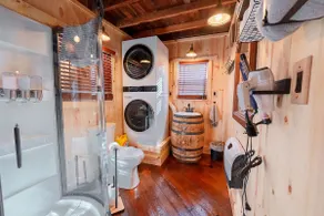 3Q & 1T /High Speed Internet | Pets Welcome - Image 4