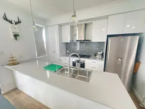 Galaxy Homes - Showgrounds Family Stay - Image 3