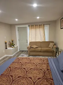Spacious beautiful Studio - Image 5