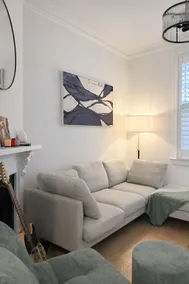 3BR Glebe Terrace House | Near New Fish Market - Image 2