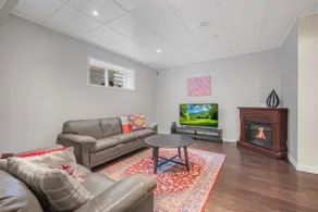 Across Olympic Park | 60 mins to Banff | FreePark - Image 3