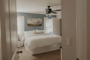 Charming Country Getaway - 8 Min to Everything - Image 5