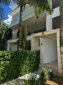 Modern 2BD With Pool And Huge Private Terrace - Image 4