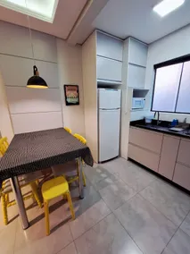 Modern and comfortable – Wi-Fi, air and garage! - Image 4