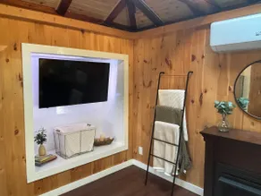 Creekside Cabin - Image 3