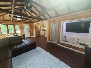 Creekside Cabin - Image 4