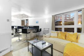 Tower Bridge 2BR Duplex - Private Garden & Terrace - Image 4