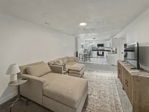 Spacious 3BR Near Hill AFB | Parking+WiFi+Kitchen - Image 4