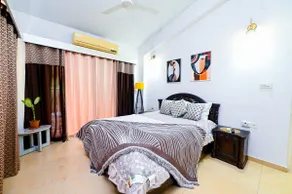 Gavira Retreat | Stylish 2BHK + Pool + Balcony - Image 4