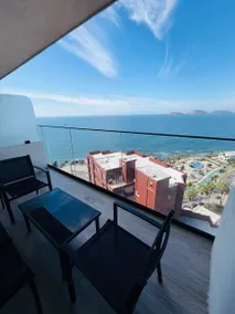 View of the Pacific Sunset Hills paradise - Image 2