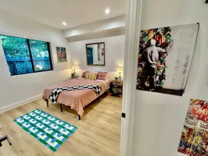 PopArt Townhouse - Image 4