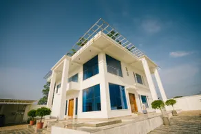 Luxury villa with Pool | Rs cinema Villa - Image 5