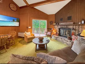 Bear Hills Retreat with Scenic Fairway Views - Image 3