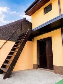 Botanic Villa • 8 guests • 2 bathrooms • Invoice • Park - Image 3