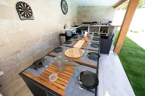 Villa Celesto – Private Jacuzzi & Pool - Image 4