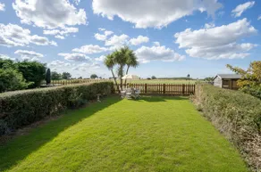 Olive Quay Cottage - Rustic elegance, big country garden Norfolk coast - Image 3