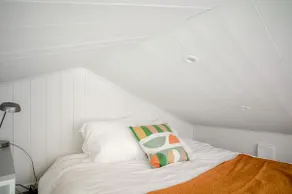 Cozy Retreat Close to Castle & Beach - Image 4