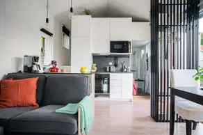 Cozy Retreat Close to Castle & Beach - Image 2