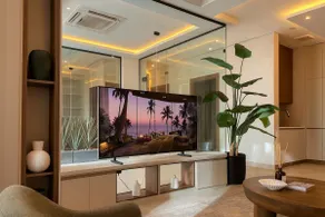 Stylish Apt 2BR | in Glamour Tower with balcony - Image 4