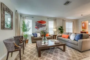 Amazing 6-Bedroom Family Home at Bella Vida Near Disney - Image 4