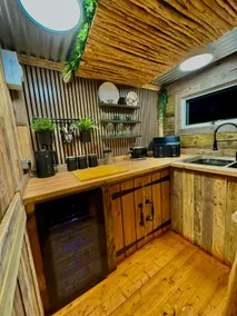 Woodland Escapes Glamping - Utopia - Image 5