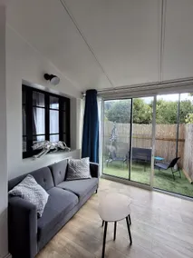 The discreet romantic, apartment with Jacuzzi - Image 3