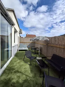The discreet romantic, apartment with Jacuzzi - Image 2