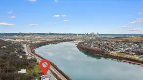 Riverfront Apartment in Cincinnati- UNIT 2 - Image 2