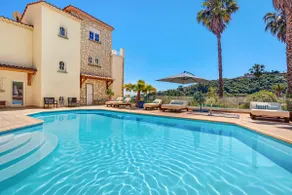 Sea View Villa Roc d'Azur · Heated Pool · Jacuzzi - Image 3