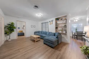 Spacious 4BEDR/2BATH Getaway | King Beds+TVs Room - Image 4