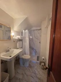 Enjoy a visit to Mini Mansion - Image 3