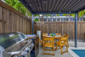 Design District Home · Heated Pool · Sleeps 6 - Image 5