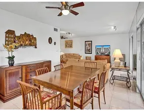 Lauderhill, Florida 2 bedroom 2 bathroom. - Image 4