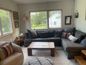 Cozy Peaceful House 15 mins to Livingston Manor - Image 2