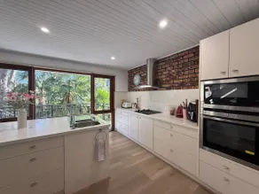 Treehouse Waterview At Caves Beach! - Image 2