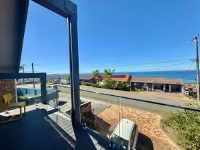 Treehouse Waterview At Caves Beach! - Image 5