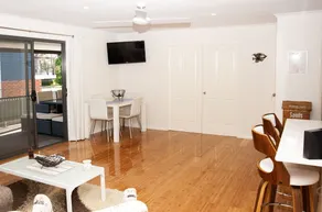 Deckadence - Image 2