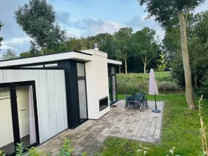 Stylish chalet in nature near Amsterdam - Image 2