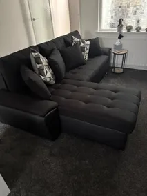 2BR Home | Sleeps 6 | Flexible Beds | Parking - Image 2