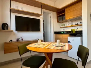 Studio 305 with panoramic pool - close to USP - Image 4