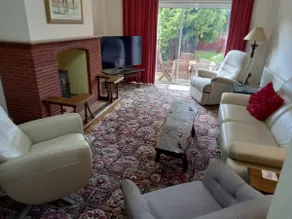 Sleeps 8. 1 dbl, 1 twin, 1 sgl, 1 family, Parking - Image 3