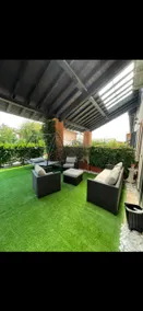 Detached villa with garden and private pool - Image 5