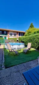 Detached villa with garden and private pool - Image 2