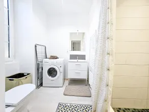 4-person apartment downtown - Image 5
