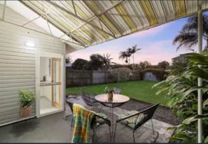 2 BR Pet Friendly Cottage 300m to Beach-New Owners - Image 3
