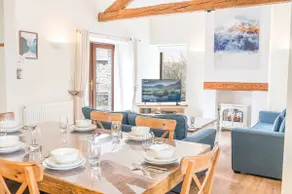River Barn, 7 Duddon View - Image 2