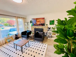 Relax in Style | Bright 3-Bedroom Home - Image 4